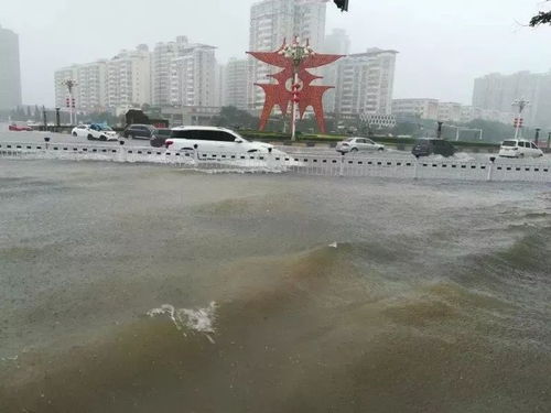 河南永城遭遇严重水灾，积水深达两米多